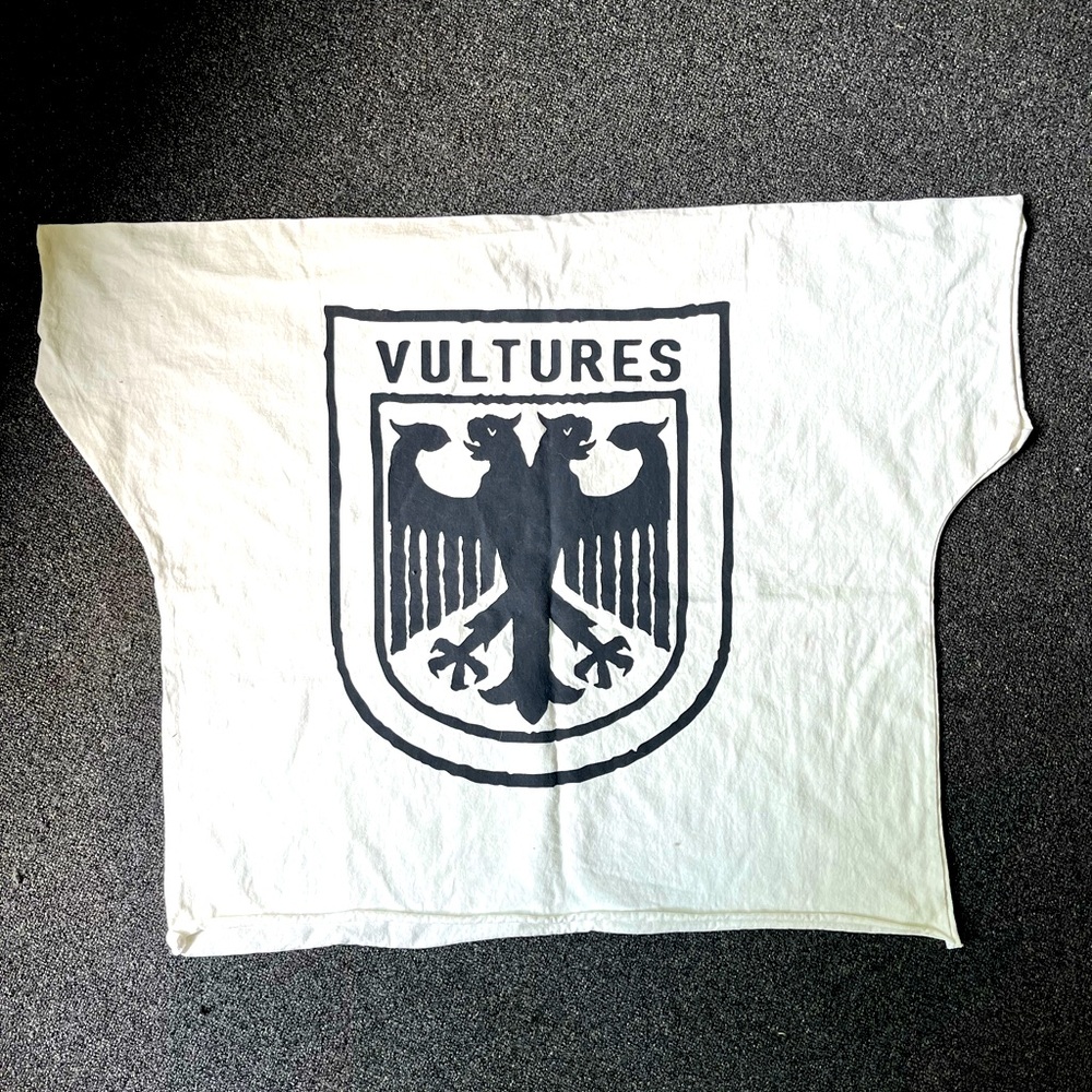 Yeezy Vultures shirt size 2